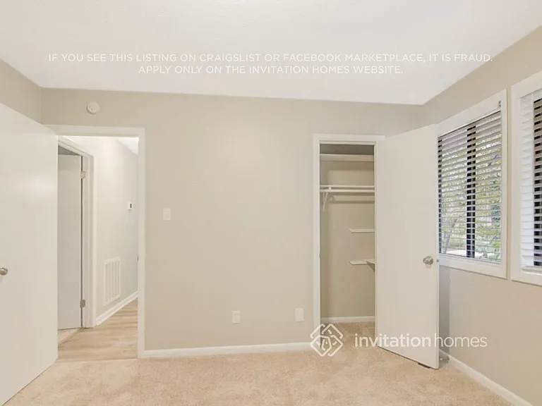 7812 Haymarket Ln — Photo 14