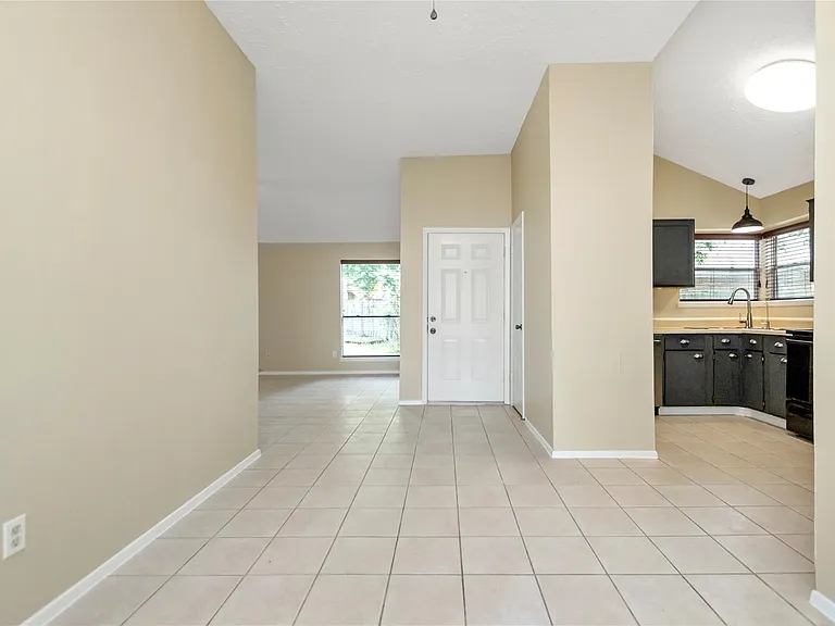 6903 Foxmont Ln — Photo 6