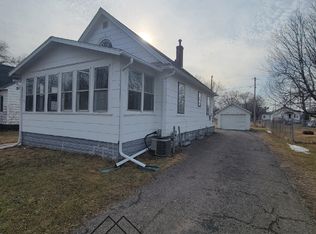 545 Cutler St, Waterloo, IA 50703