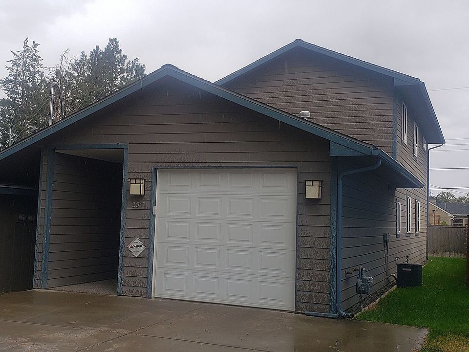1st image of 2917 E 33rd Ave