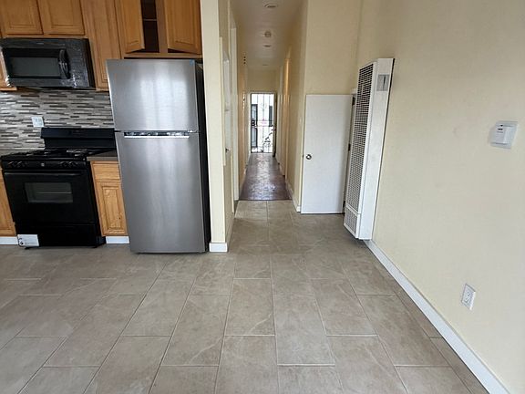3rd image of 8715 Regina Ct #600