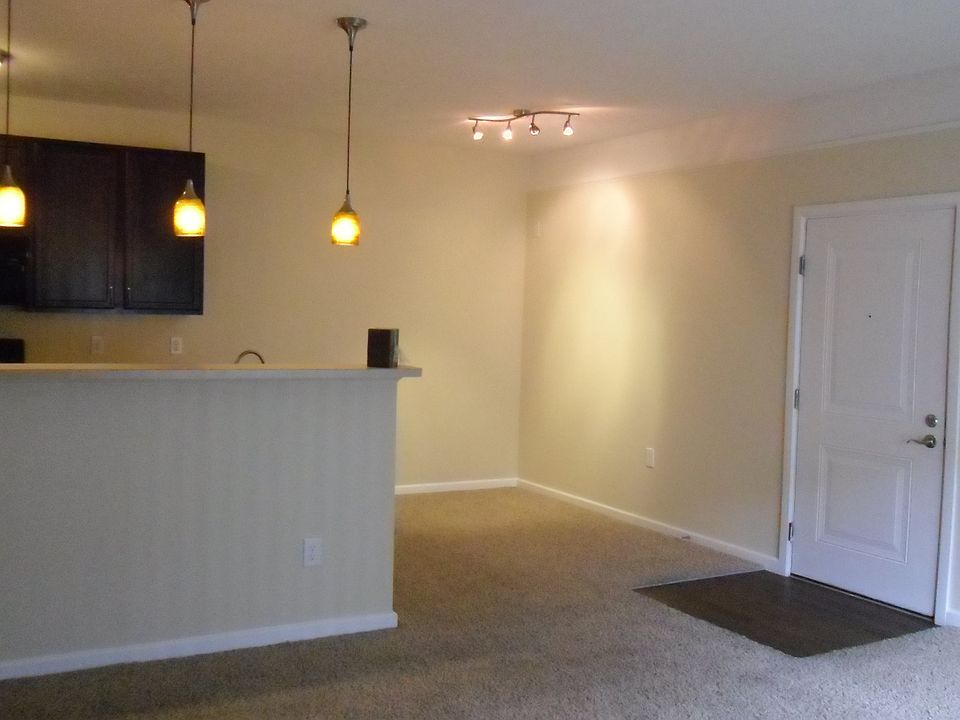 1st image of 727 Worthington Woods Blvd Ste 116