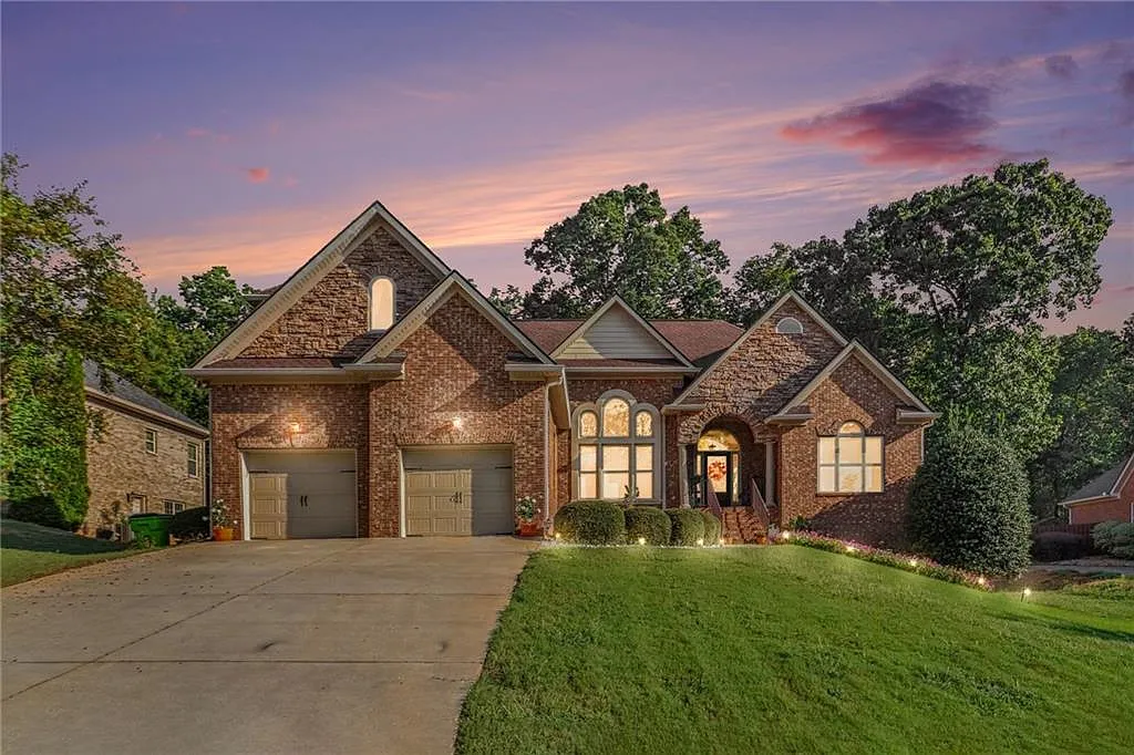 4 bed, 4.0 bath, 2846 sqft, $3,200 — Photo 1