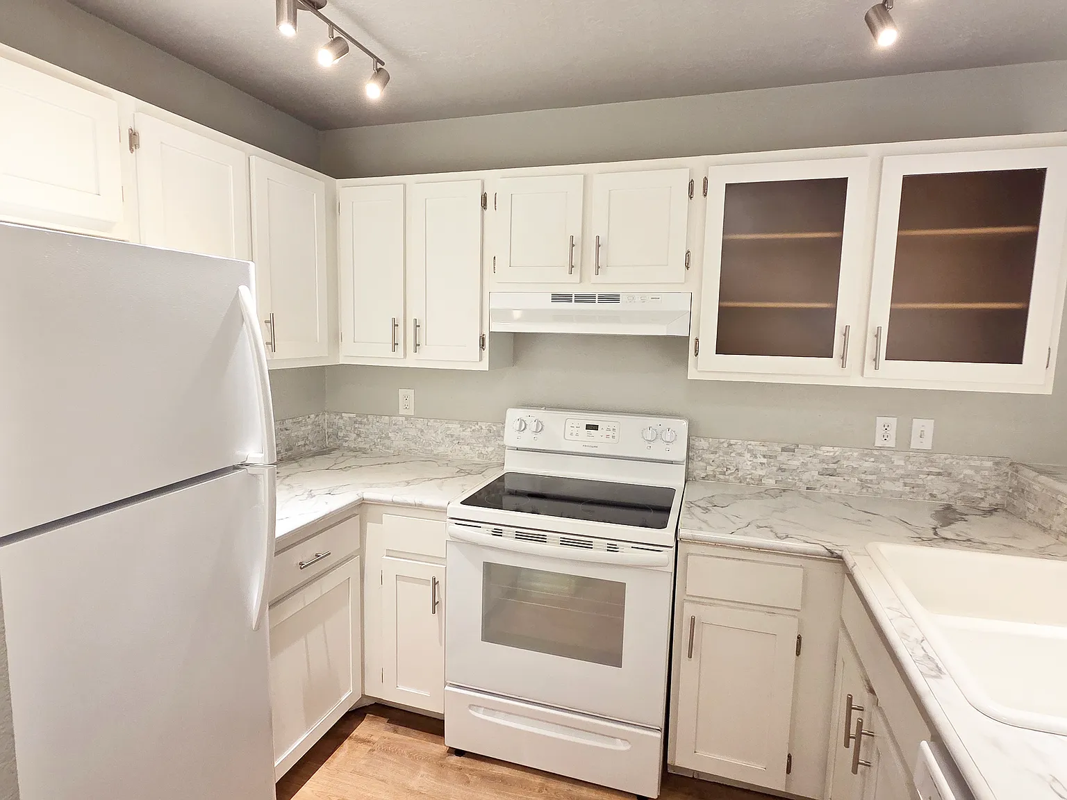 2 bed, 974 sqft, $2,095 — Photo 4