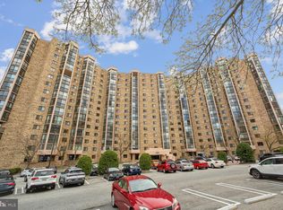 5903 Mount Eagle Dr APT 110, Alexandria, VA 22303