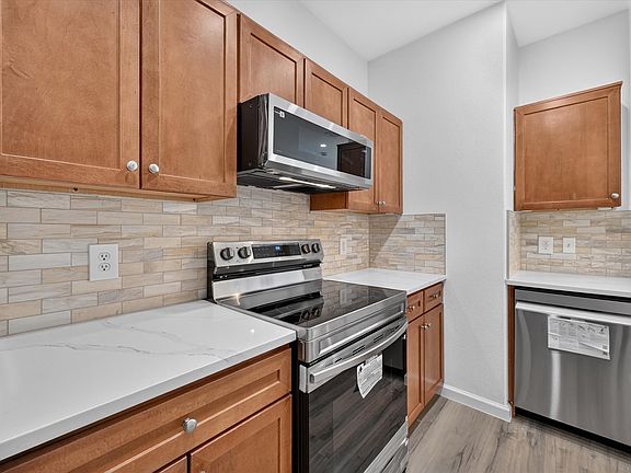4th image of 330 Las Colinas Blvd APT 240