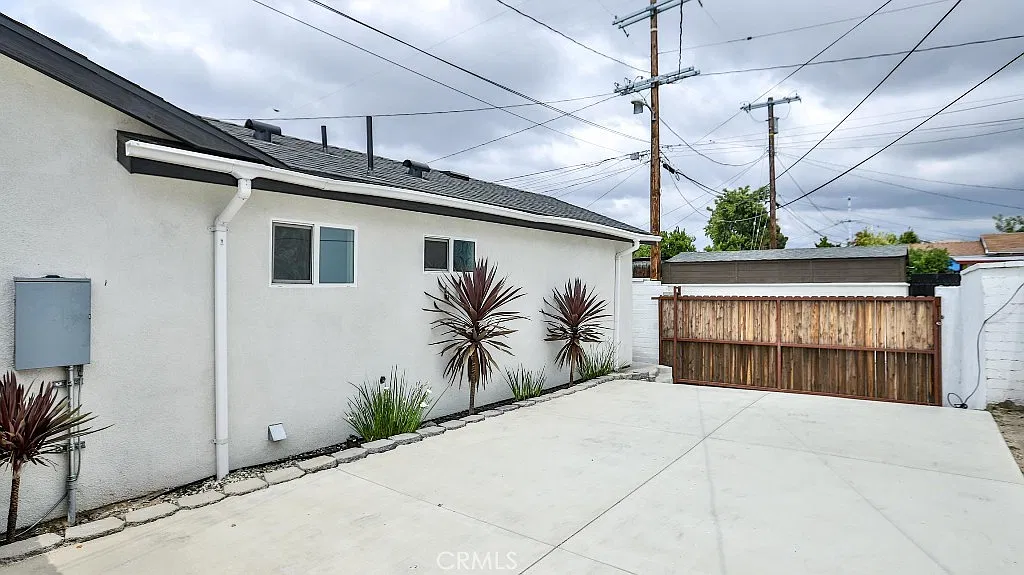 3 bed, 1200 sqft, $3,500 — Photo 4