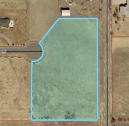 2nd image of 60940 Logan Ln