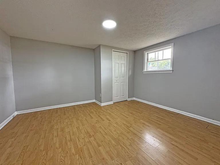 912 Oak Ave — Photo 14