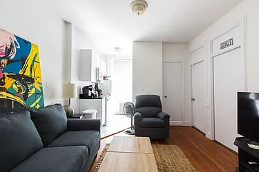 Rented by NestApple, Inc.