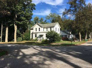 527 Ferry St, Niles, MI 49120