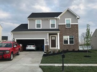 1197 Scarlet Oak Dr, Tipp City, OH 45371