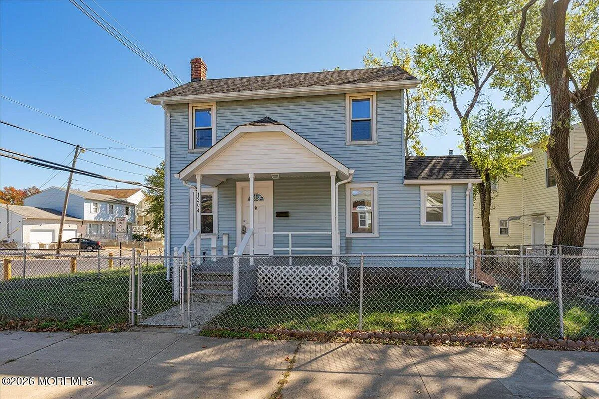 2 bed, 1008 sqft, $3,000 — Photo 3