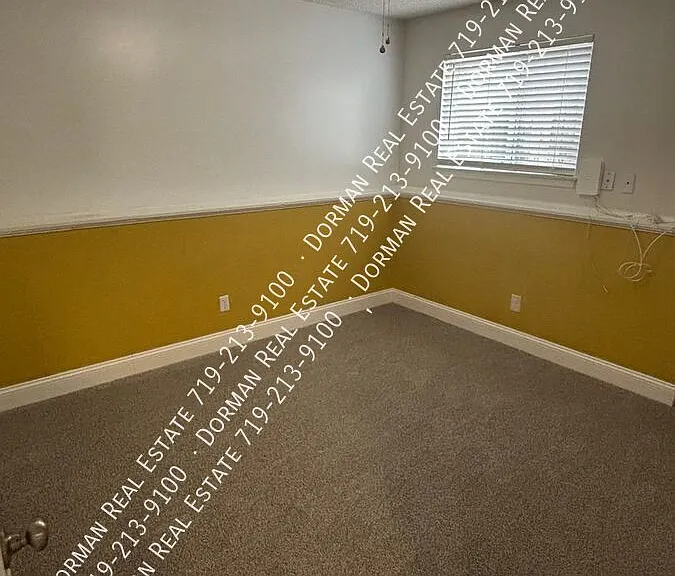 6465 Lonsdale Dr — Photo 11