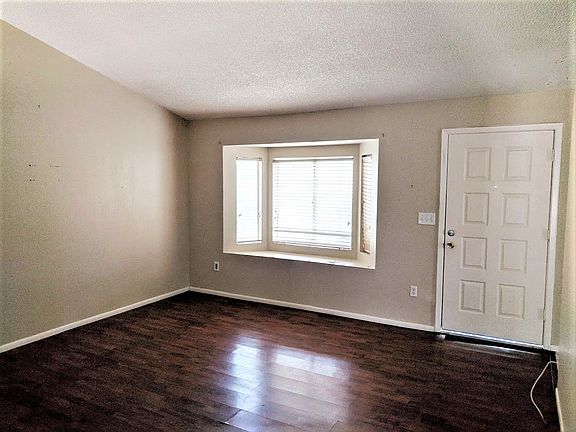 5th image of 5608 W Commonwealth Pl