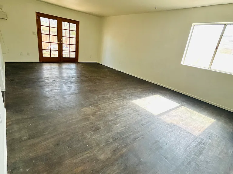 1203 Marline Ave — Photo 2