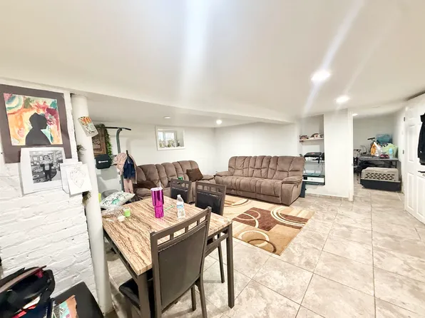 69 Humphrey Avenue image 29 of 41