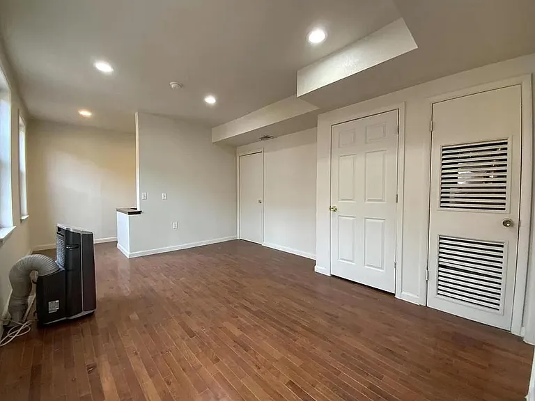 214 W North Ave #3 — Photo 6