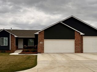 4364 N Rutgers Cir, Maize, KS 67101