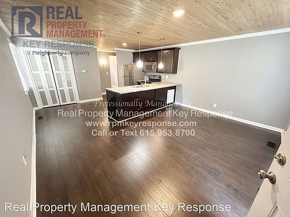 2nd image of 316 Archwood Dr #B