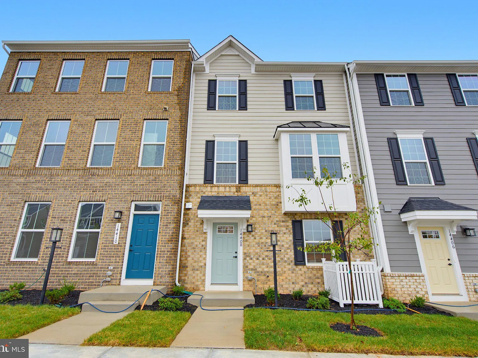 4 bed, 3.5 bath, 2255 sqft, $3,600 — Photo 1