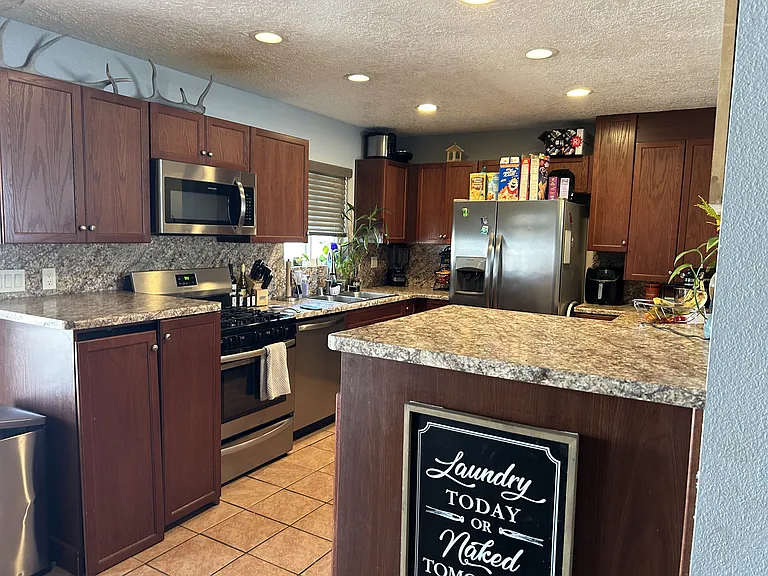 1140 Yerba Rd SW — Photo 7