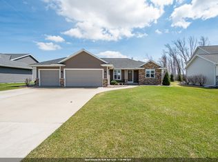 2715 Andromeda Dr, De Pere, WI 54115