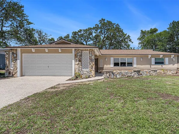 6241 Ansley St, Spring Hill, FL 34606