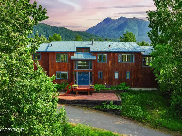 23714 Chandelle Dr, Chugiak, AK 99567