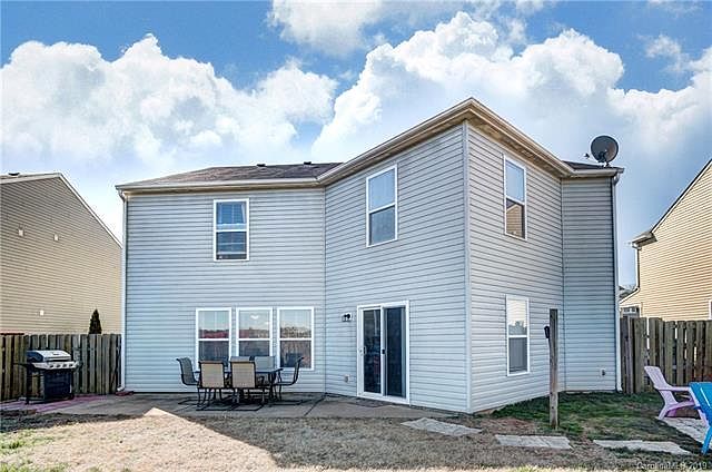 2nd image of 408 Zander Woods Ct