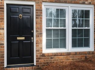 2810 Pelham Pl APT E, Winston Salem, NC 27106