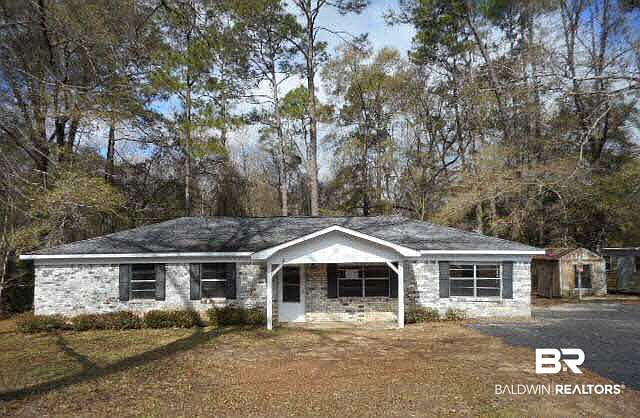 1st image of 15510 Dogwood Rd N