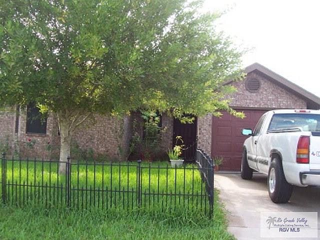 1st image of 2250 Del Sol St