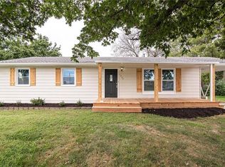1207 Main St, Paola, KS 66071