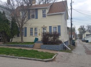 611 Pine St, Muscatine, IA 52761