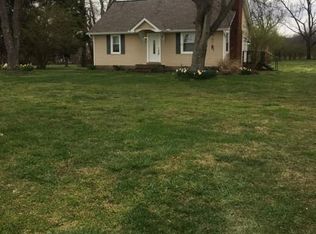 1820 Old Drakes Creek Rd, Hendersonville, TN 37075