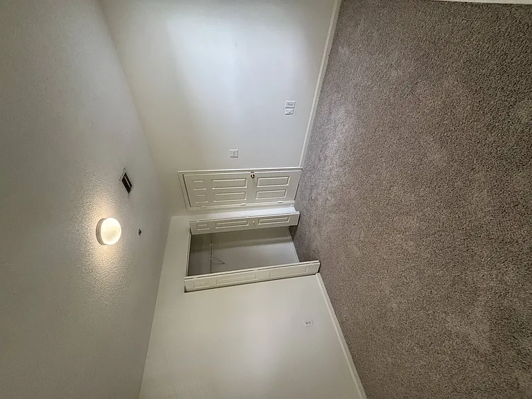 Wesley St. Claire Apartments at Lawrenceville — Photo 254