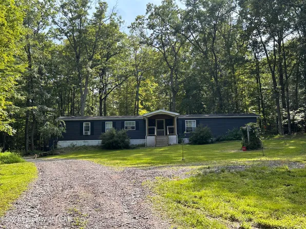 401 Mooretown Rd, Sweet Valley, PA 18656