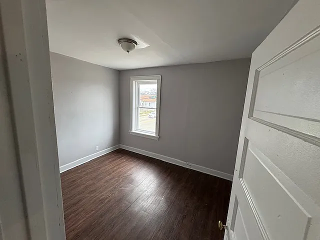 945 N Memorial Dr #1-2-3 — Photo 9