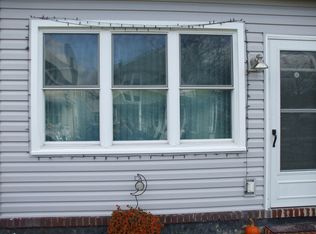 38 Lee St, Riverside, NJ 08075