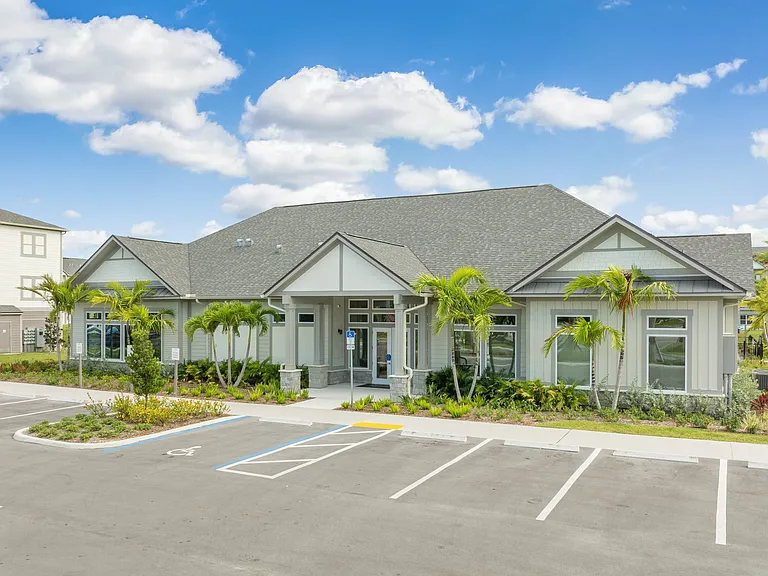Aspire Vero Beach — Photo 24