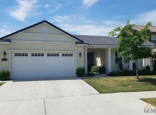14509 Yellow Lupine Dr, Bakersfield, CA 93314