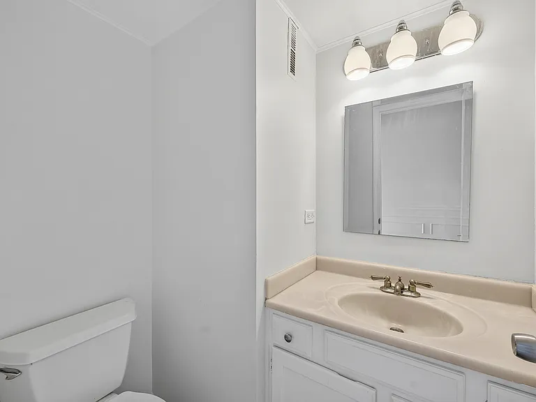 2158 Countryside Cir — Photo 19