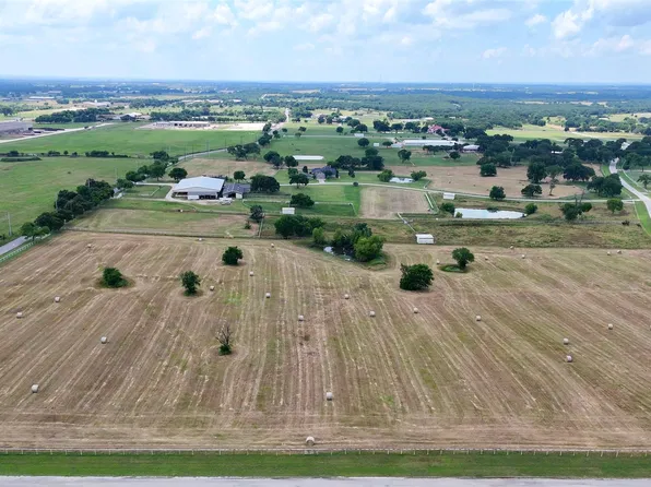 Oak Creek Dr, Pilot Pt, TX 76258