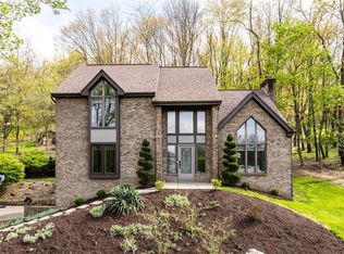 2890 Clearview Rd, Allison Park, PA 15101