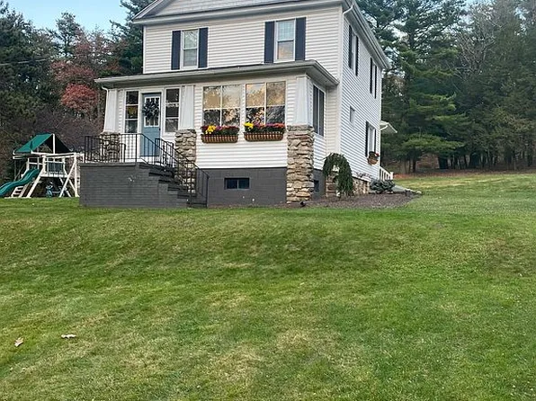 359 Lake Rd, Mountain Top, PA 18707