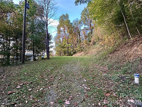 3rd image of 399 Goodson Spring Rd