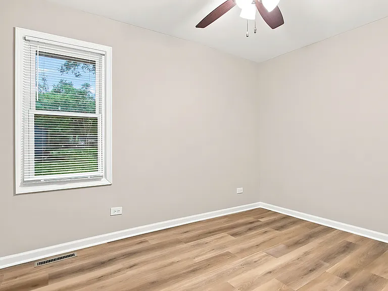 W1136 Celandine Rd — Photo 28