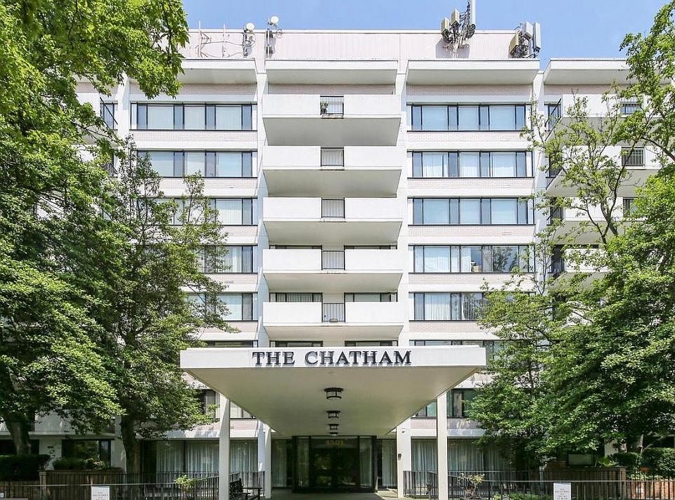 1st image of 4501 Arlington Blvd APT 817