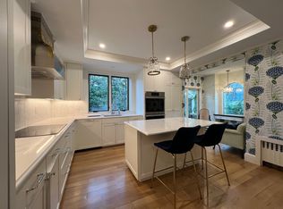 12 Brook St, Wellesley, MA 02482